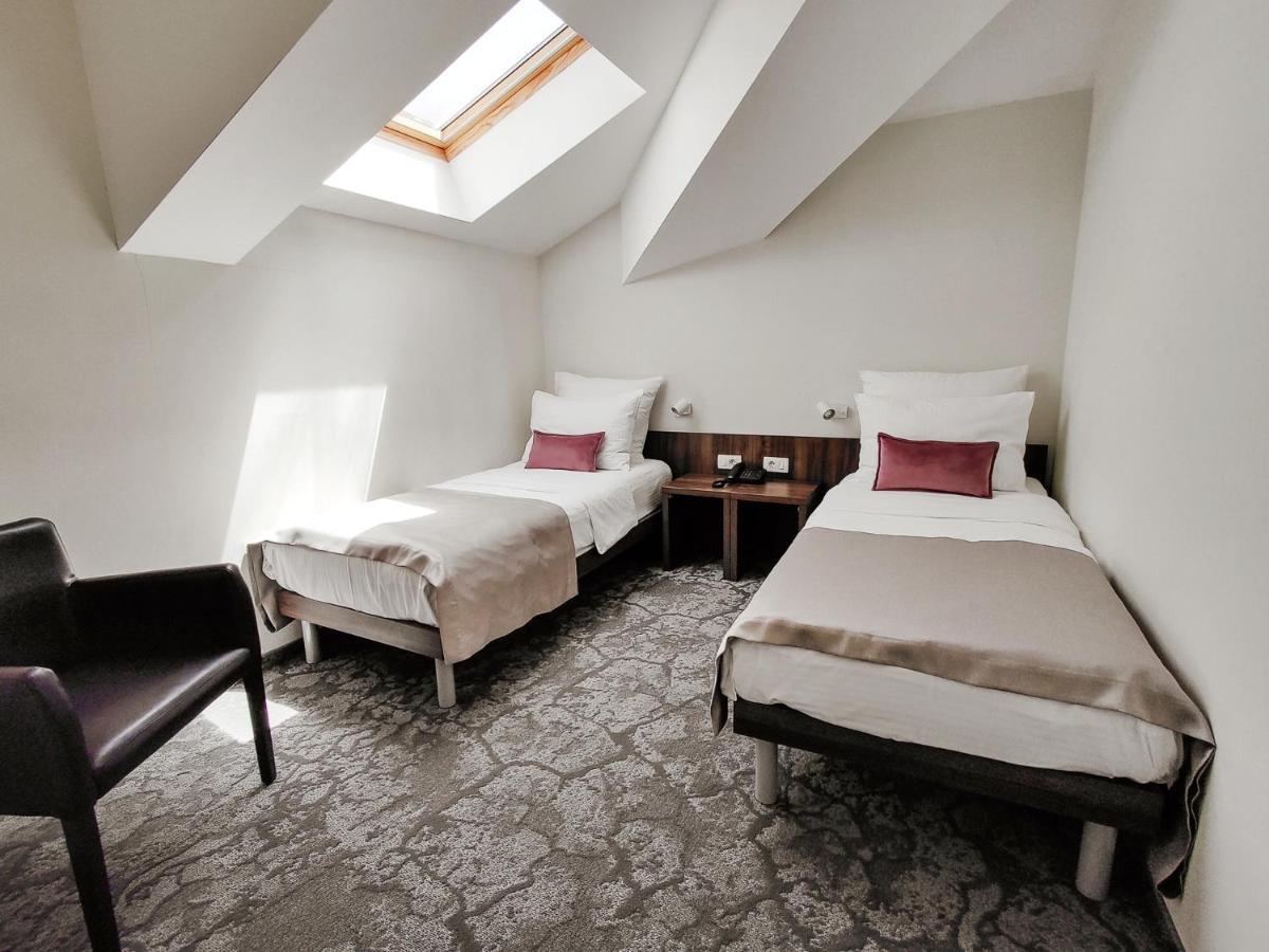 Pine 4* Tivat